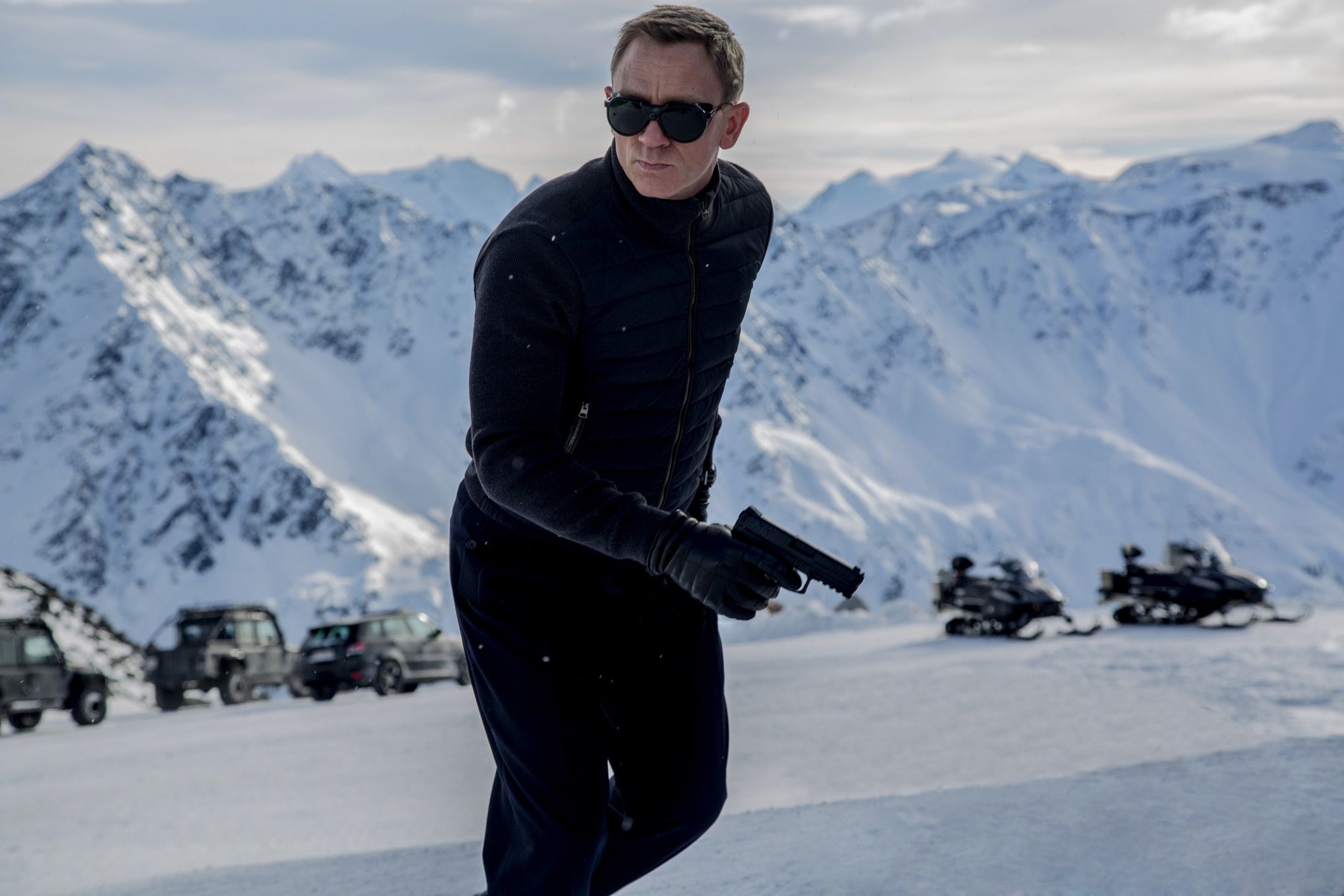 Spectre Teaser: James Bond Has Secrets. Big, Scary Secrets