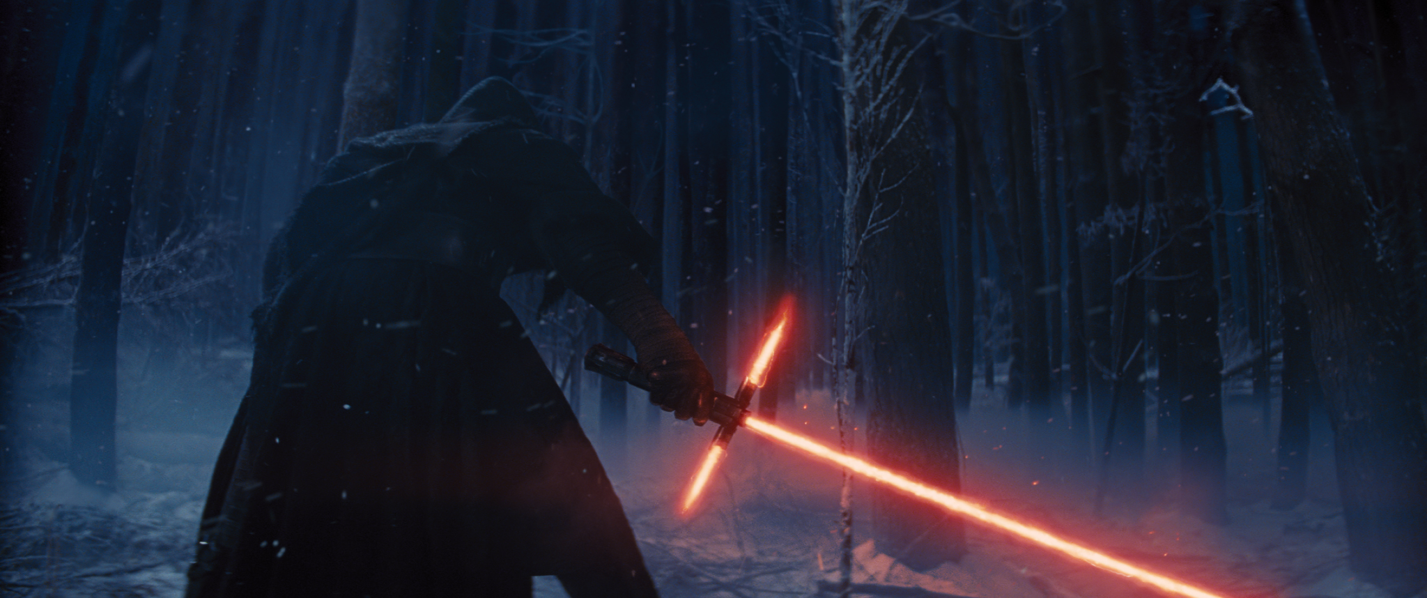 Images Of Star Wars: The Force Awakens Villain Kylo Ren Leak Online
