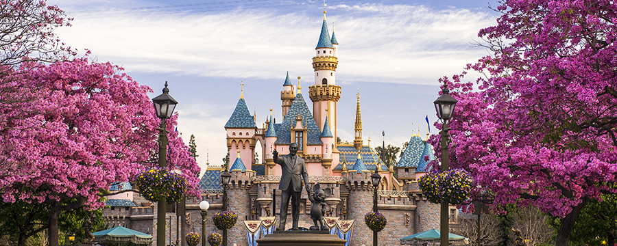 Disney May Invest $1 Billion Into Expanding Disneyland: Could it be For Star Wars or Marvel?