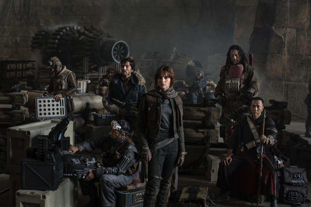 Let's Analyze the First Cast Photo of Star Wars: Rogue One