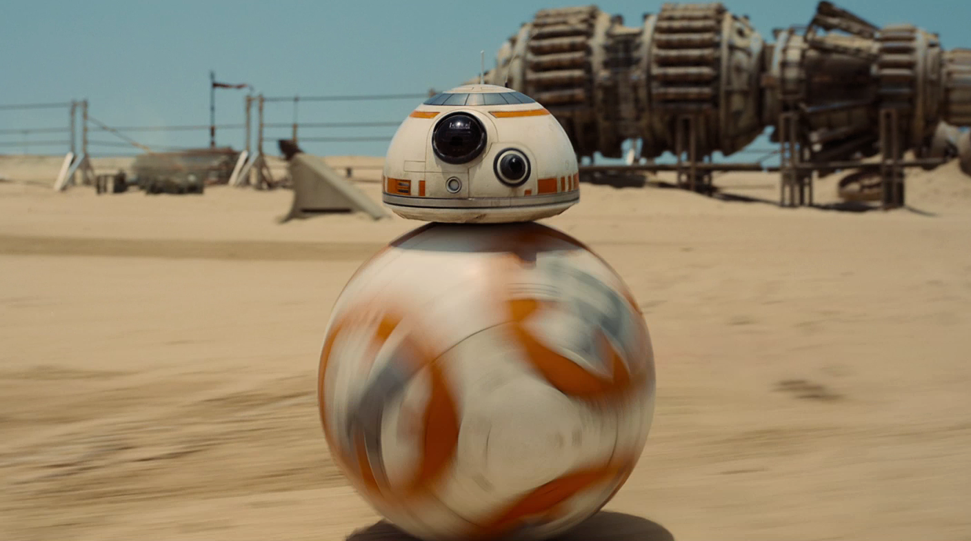 Star Wars: The Force Awakens - Check Out These New Pics of Finn and BB-8