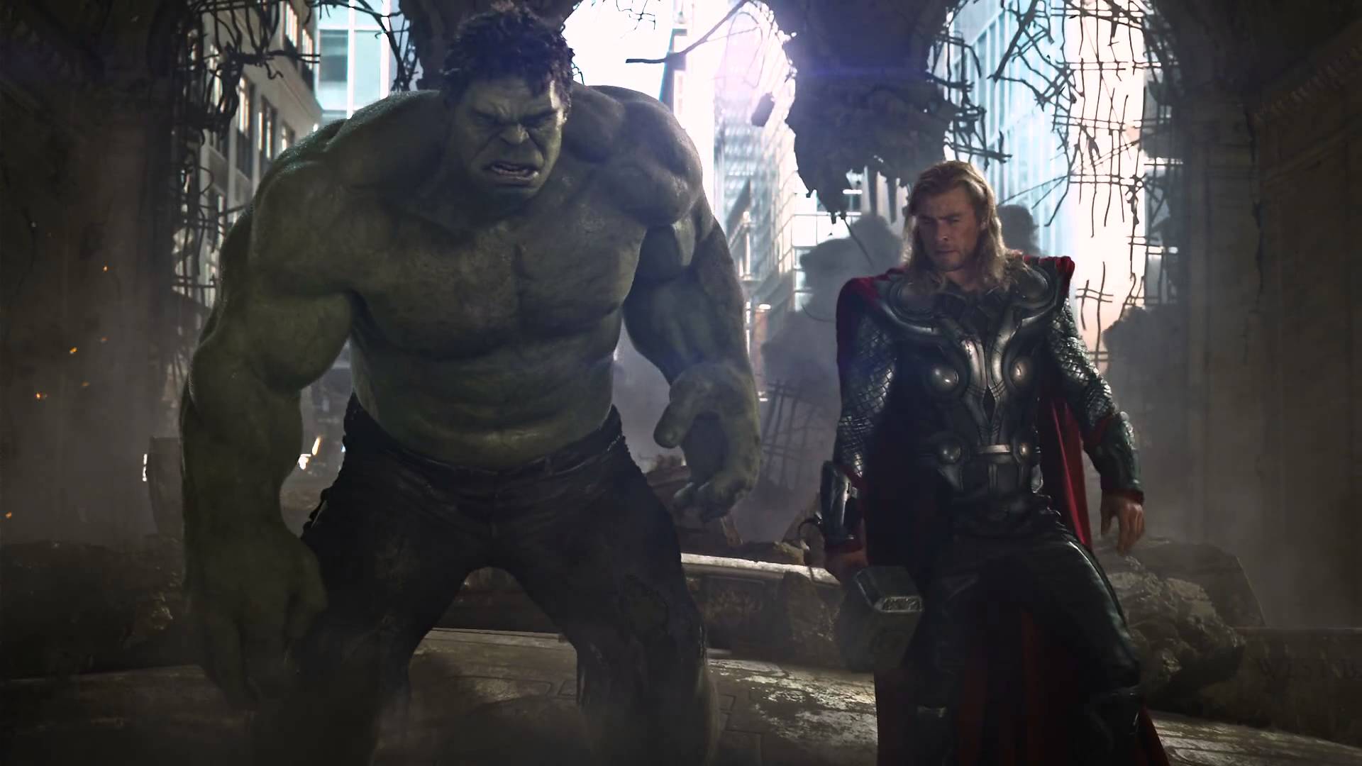 The Hulk Is Officially Joining Thor: Ragnarok, Things Are about to Get Weird
